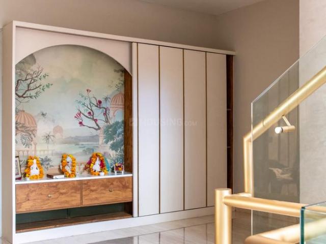 8 BHK Independent House in Palam Vihar for resale Gurgaon. The reference number is 21271682