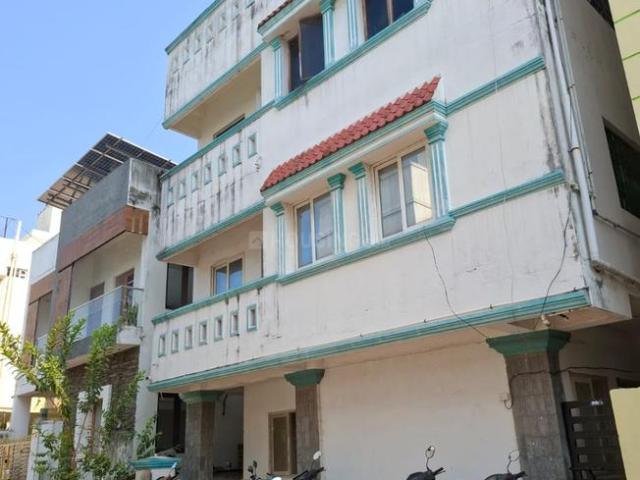 8 BHK Independent House in Neelankarai for resale Chennai. The reference number is 20190624