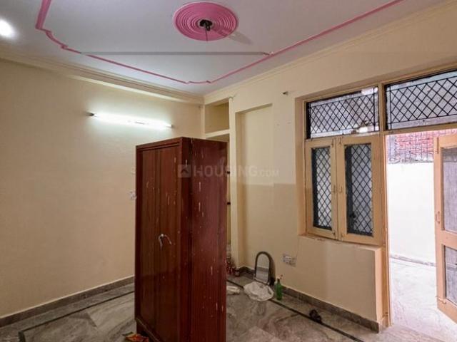 8 BHK Independent House in Sector 11 for resale Noida. The reference number is 21056804