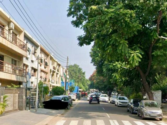 8 BHK Independent House in Sector 20 for resale Chandigarh. The reference number is 20610711