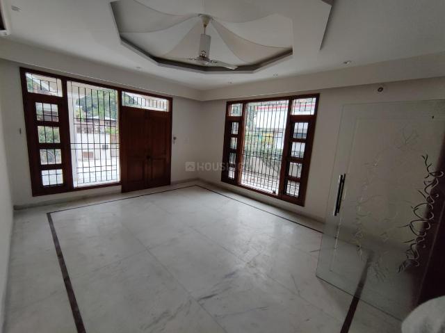 8 BHK Independent House in Sector 21 for rent Chandigarh. The reference number is 21259370