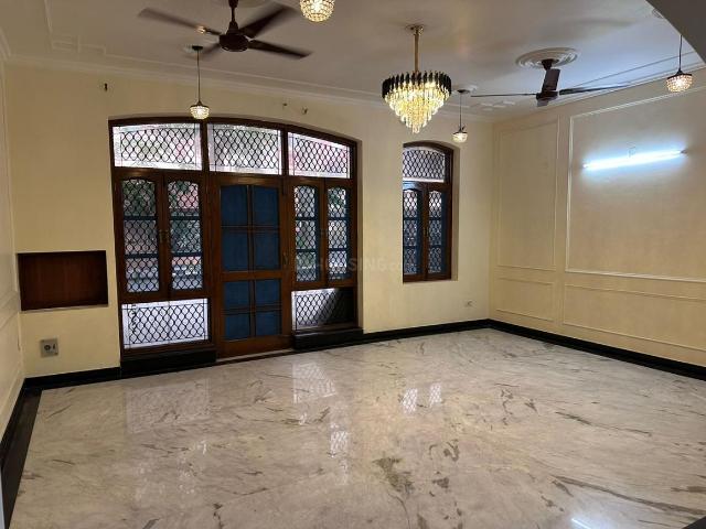 8 BHK Independent House in Sector 22 for resale Noida. The reference number is 20250345