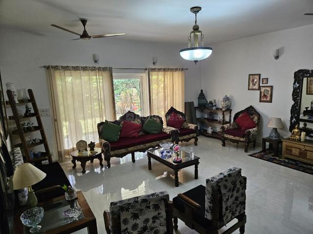 8 BHK Independent House in Sector 23 for resale Gurgaon. The reference number is 20316523