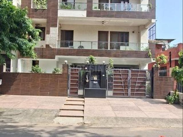8 BHK Independent House in Sector 55 for resale Gurgaon. The reference number is 21071338