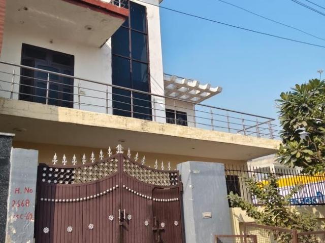 8 BHK Independent House in Sector 62 for resale Faridabad. The reference number is 19364080