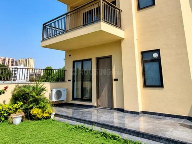 8 BHK Independent House in Sector 89 for rent Gurgaon. The reference number is 21313532