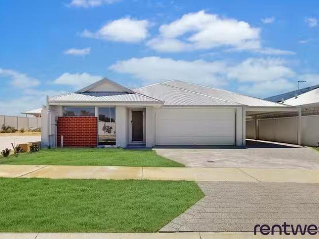 8 Boranup Road, Eglinton, WA 6034