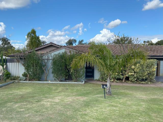 8 Bremer PlaceThornlie WA 6108, Australia
