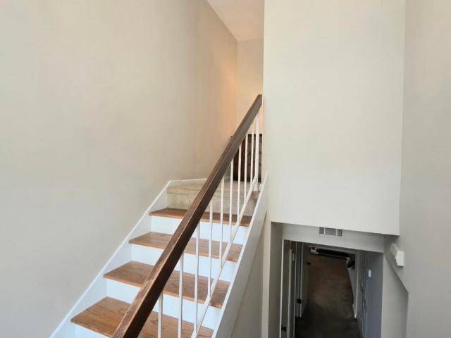 8 Briarcreek Place