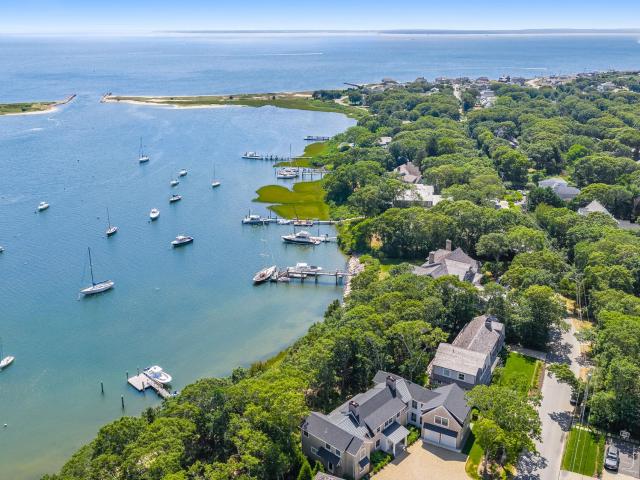 8 Bridge Street, East Falmouth, US, MA