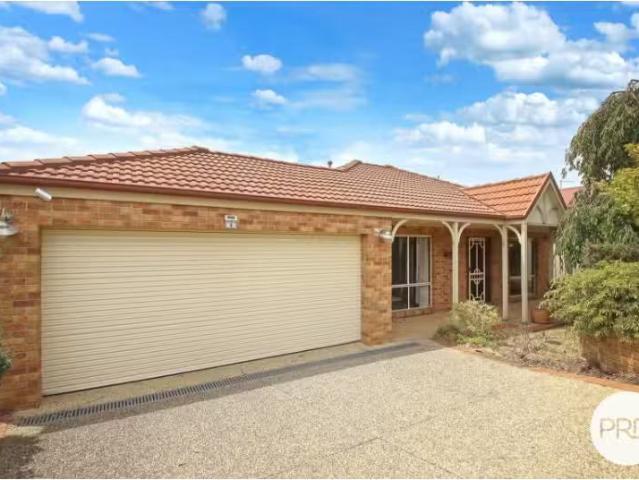 8 Briese Court, THURGOONA House for rent Listed by Residentia.