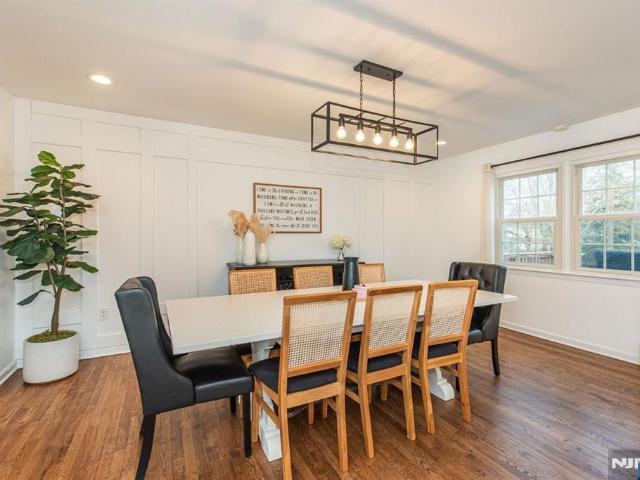 8 Cypress Court