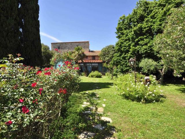 8 Camere Casale Toscana In vendita A6756taa 448m² Campiglia Marittima