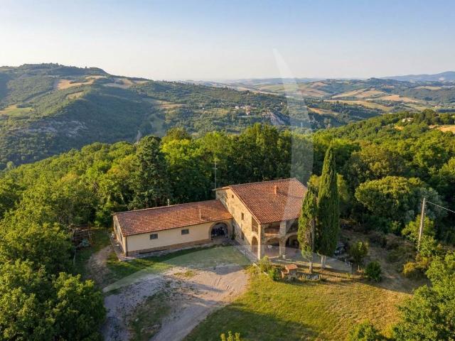 8 Camere Cascina Toscana In vendita A1190RC45558 1044m² Castiglione d'Orcia