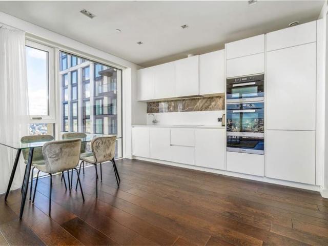 8 Casson Square, London, SE1 | £5,500 PCM | To let