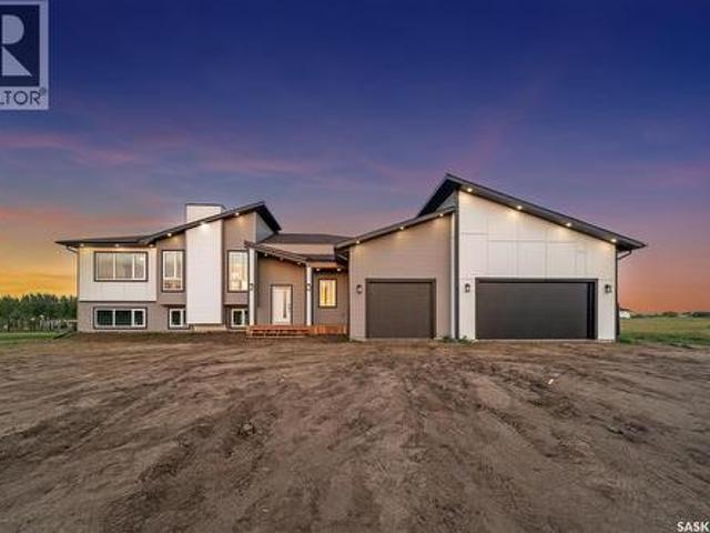 8 Cardinal Drive, Dundurn Rm No. 314, SK, S7C 0C3 house for sale | Listing ID SK049610 | Royal LePage
