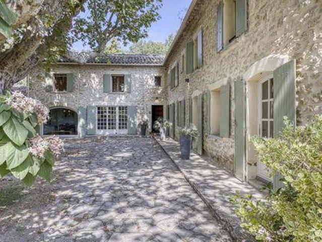 8 chambres, Avignon Provence 84190 100263338