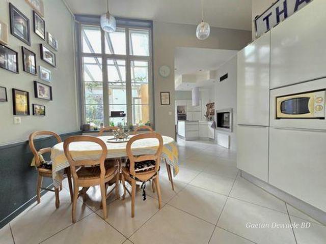 8 chambres, Bergues Nord 59380 98196656