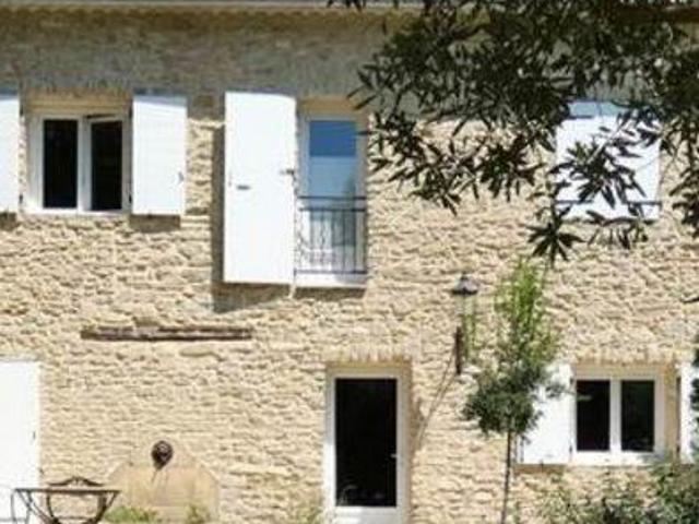 8 chambres, L'Isle Provence 84130 101100149