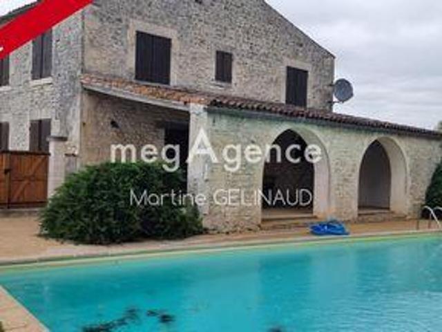 8 chambres, Saint Poitou 17260 100683742