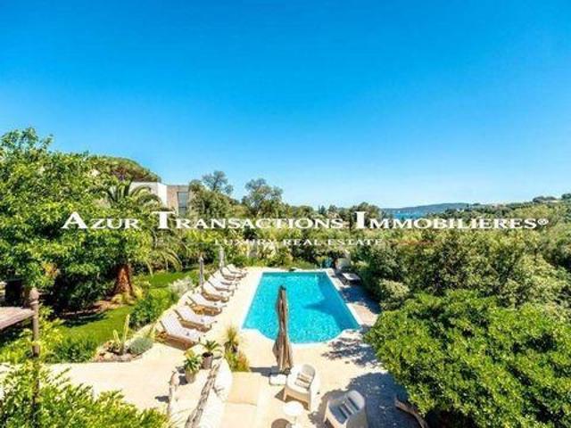 8 chambres, Sainte Provence 83120 105091629
