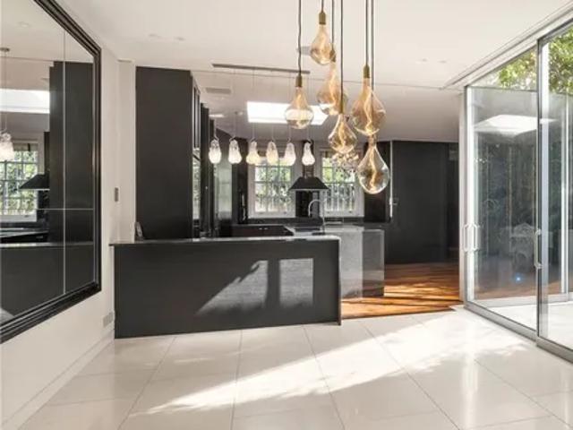 8 Chelsea Square, London, SW3 6LF, United Kingdom | 6 bed townhouse for rent #139069614 | Rentberry