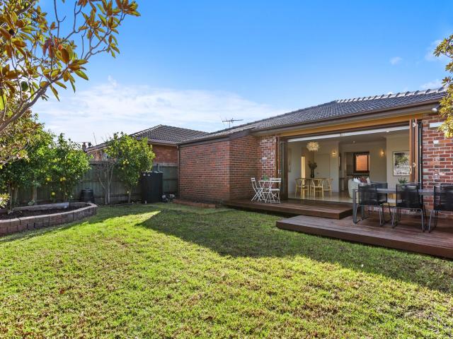8 Coorigil Road Carnegie, VIC 3163