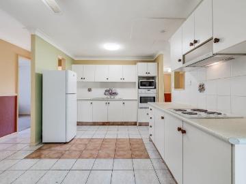 8 Costello Court Ormeau, QLD 4208