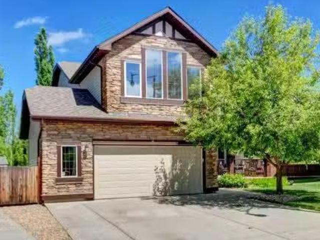 8 Crystal Green Grove, Okotoks, AB, T1S 0C8 house for sale.