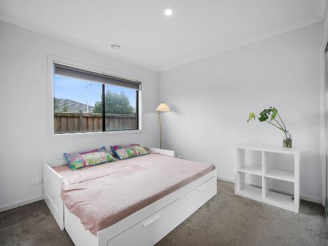 8 Dublin Street, Tarneit