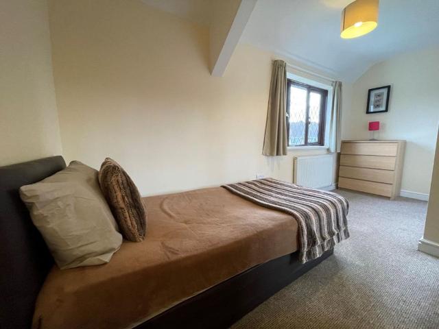 8 Dudley Road, Doncaster, DN2 1 bed house of multiple occupation to rent £400 pcm £92 pw