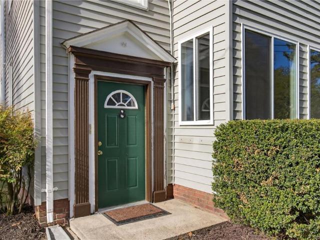 8 Dahlgren AVE