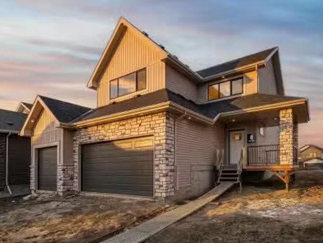 8 Darby Crescent, Spruce Grove, AB, T7X 0W9 house for sale.