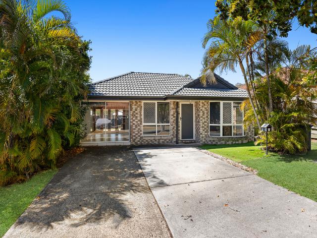 8 Dialba Crescent, Tingalpa QLD 4173