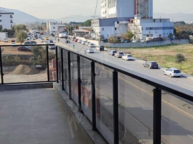 8 EYLÜL MAHALLESİ HASTANE KARŞISI YENİ ÇEVRE YOLUNA CEPHE OKUL MARKET YANI SATILIK DAİRE