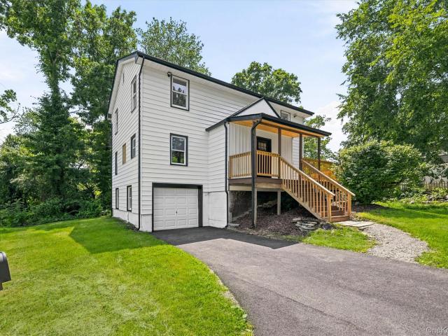8 E Green Road