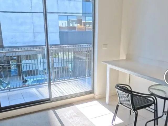 8 Ellingworth Parade, Melbourne