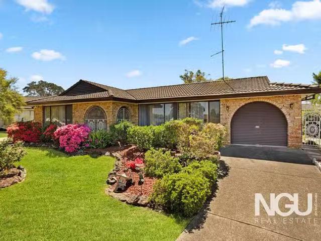 8 Fawkener Place, Werrington County, NSW 2747