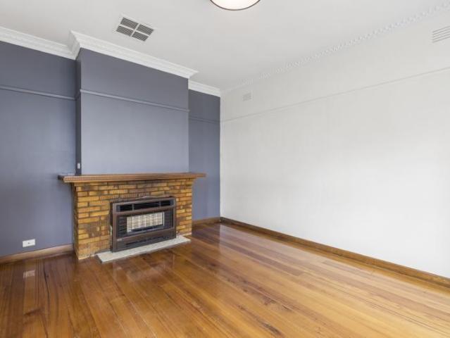 8 Finchaven Street, Herne Hill