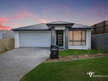 8 Flyers Street, Spring Mountain, QLD 4300