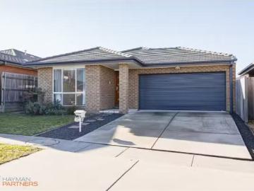 8 Gudamang Street, Ngunnawal House for rent Listed by Jess Pu.