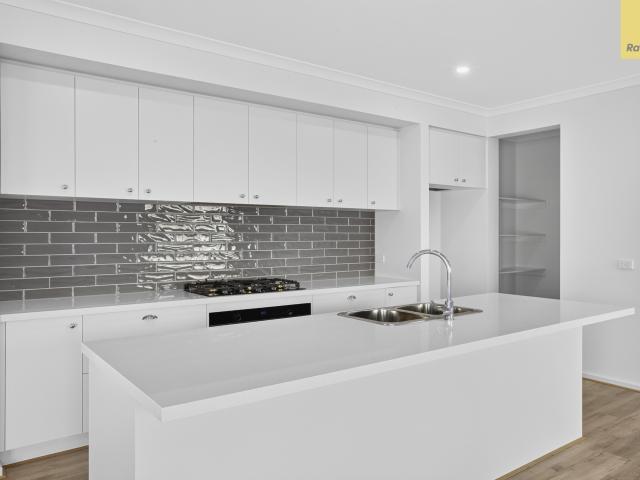 8 Garrong Street, Bacchus Marsh