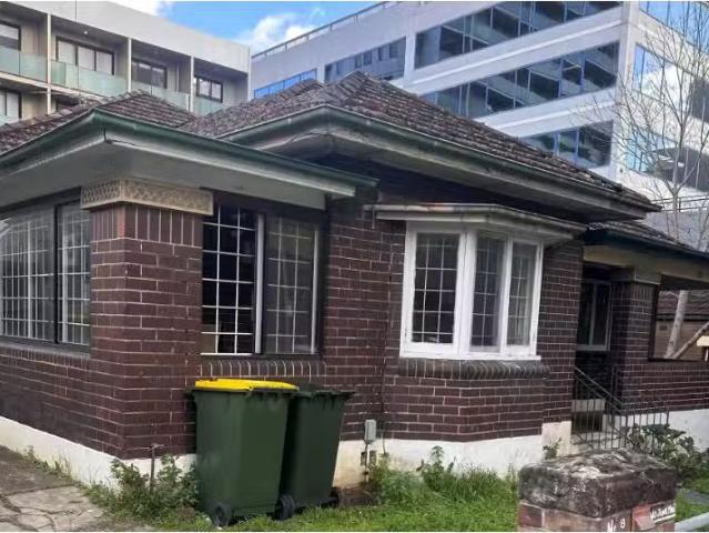 8 George Street, Burwood House for rent Listed by Madeline Ta.