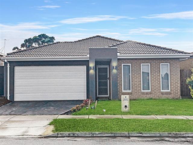 8 Gemma Street, CRANBOURNE EAST, VIC 3977