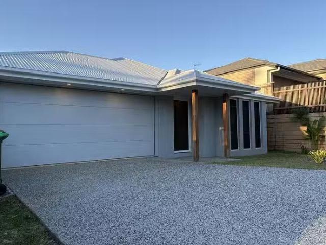 8 Gene Court, Narangba, QLD 4504