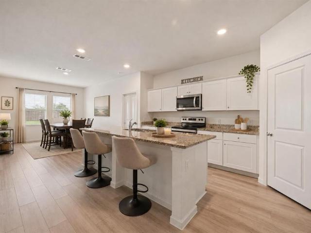 8 Glen Crossings Road
