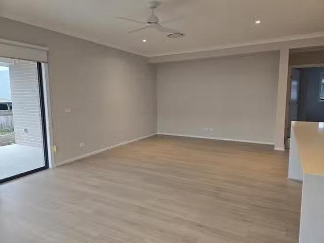 8 Goodwood Drive, Wondunna, QLD 4655
