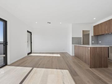 8 Golden Way, Googong NSW 2620 Townhouse For Rent | Domain