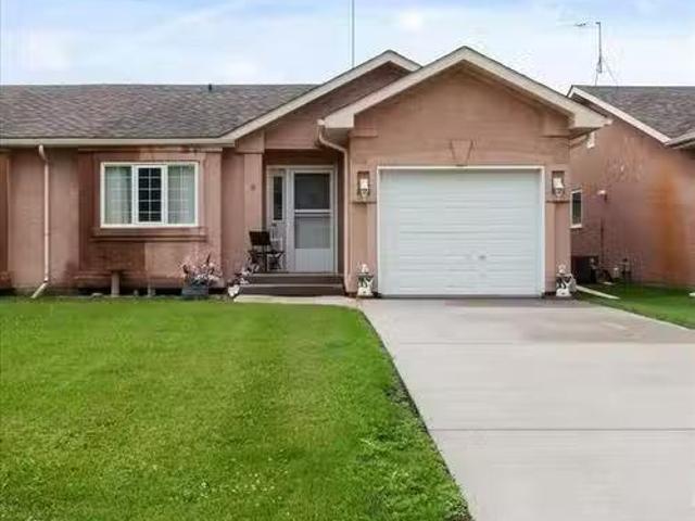 8 Granger St, La Broquerie, MB, R0A 0W0 house for sale List.