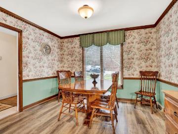 8 Graystone Way